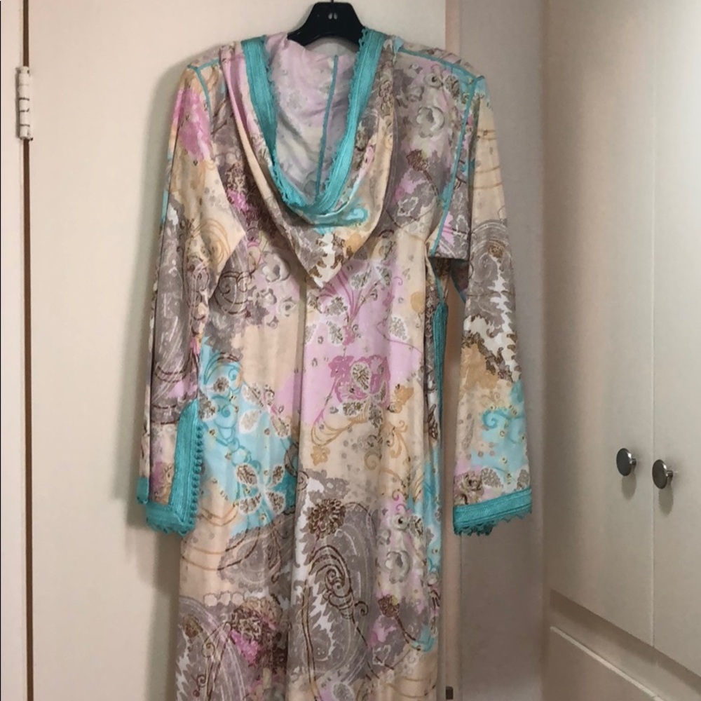 Moroccan jellaba - Picture 2 of 3